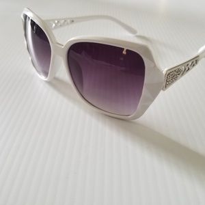 Brand New Fashion White Sunglasses